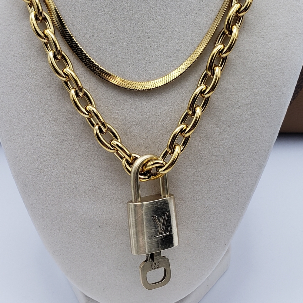18k Gold Plated Stainless Steel Chain W/ Authentic Louis Vuitton Padlock Pendant - Picture 14 of 15
